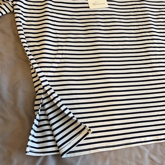 *BNWT* Med White & Navy Knotted Sleeve Shirt - Picture 3 of 5